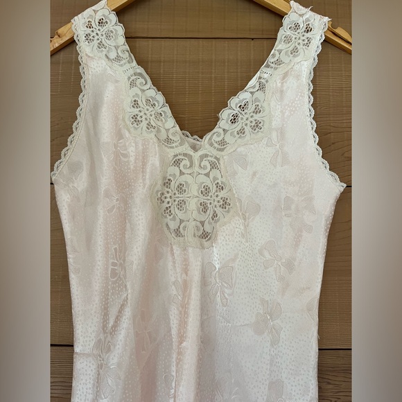 Beautiful slip dress (Size small) - Picture 2 of 2